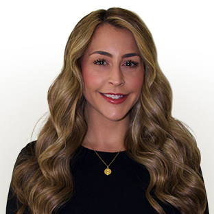 Image of SkinSpirit Specialist Arielle Soares