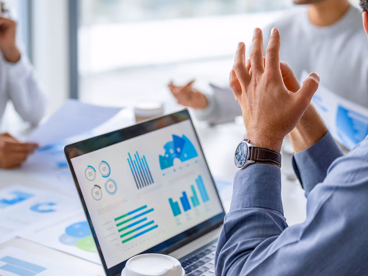 Data review at table