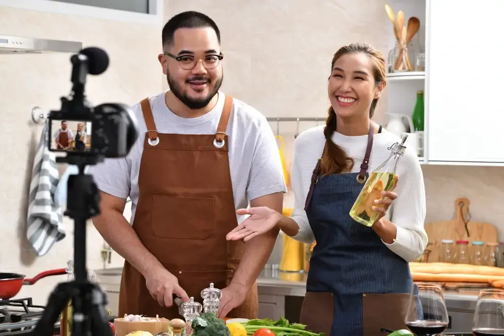 A Guide to How Food Influencers Can Help eCommerce Food Businesses