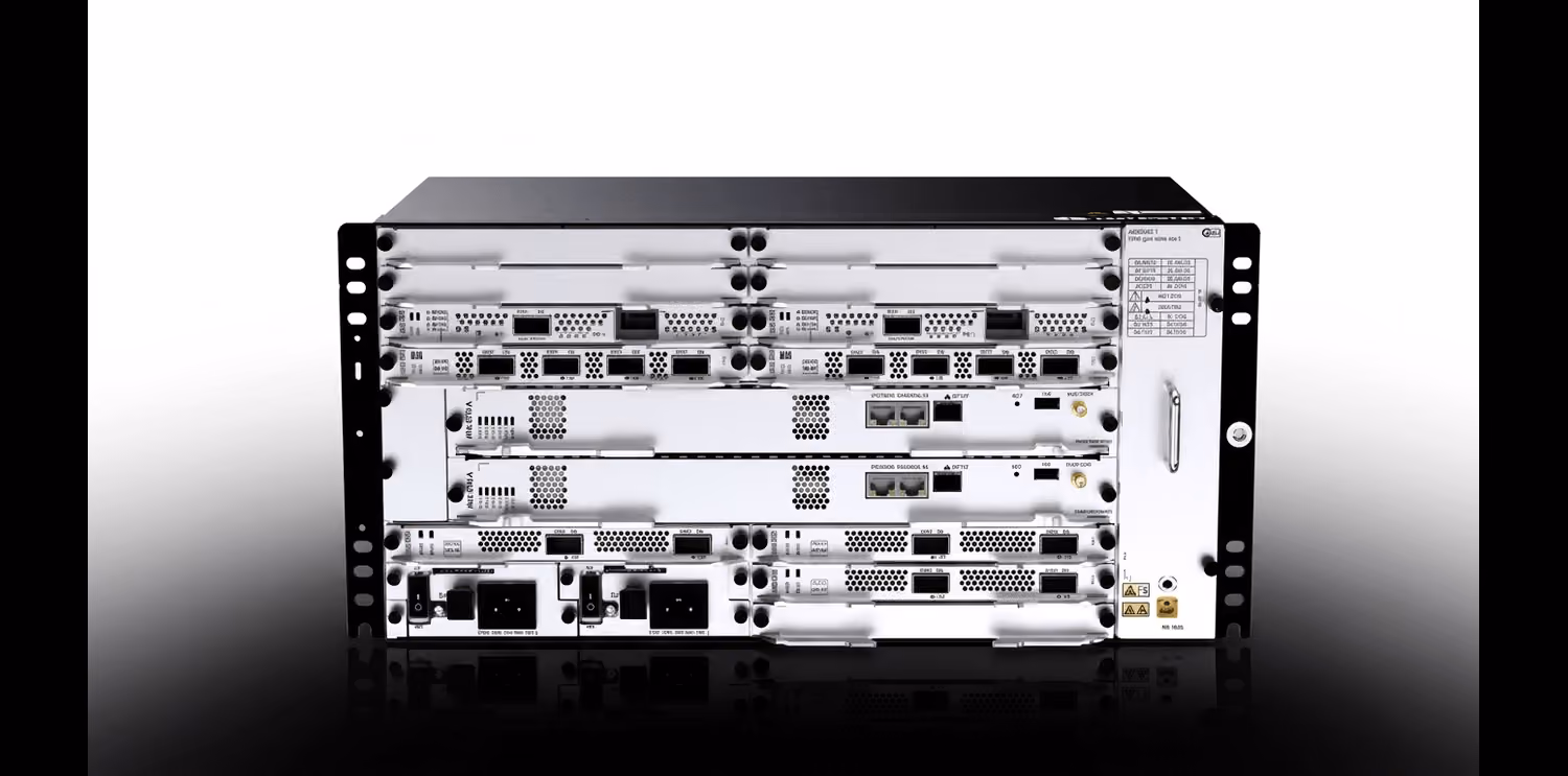 NetEngine 8000E M14 Universal Service Router - Nexus ITX