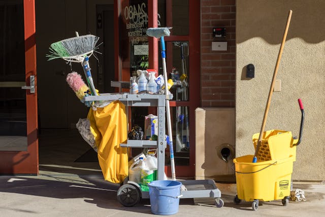 Cleaning services in Greenwood Village, Colorado