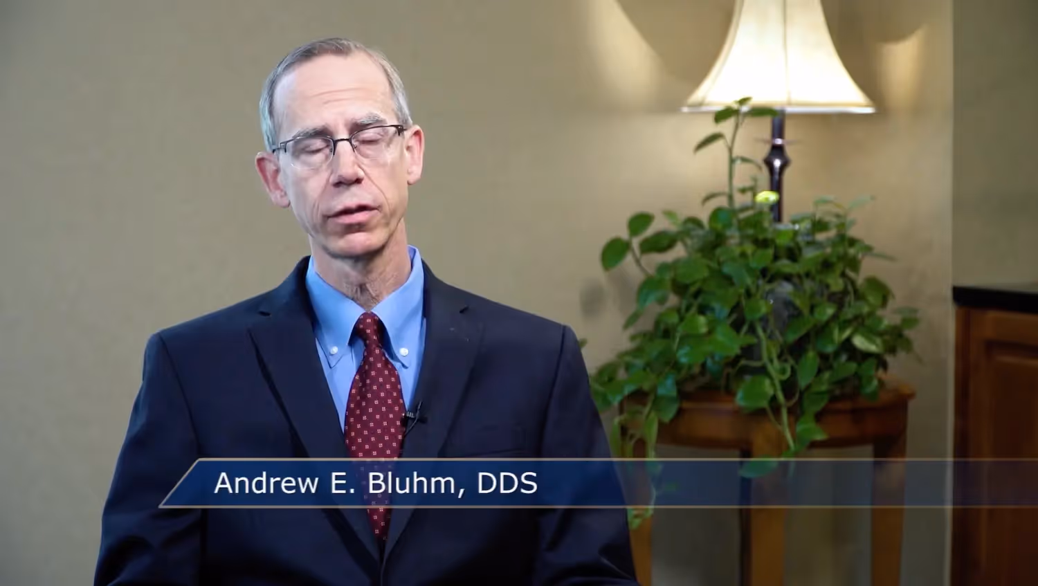 Video Blog: Why is it Necessary to Sometimes Have Wisdom Teeth Removed? An Interview with Dr. Bluhm