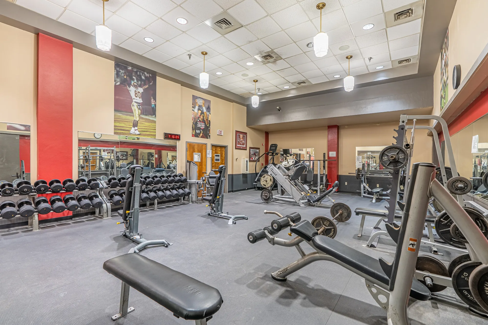 Weightlifting and Cardio Rooms