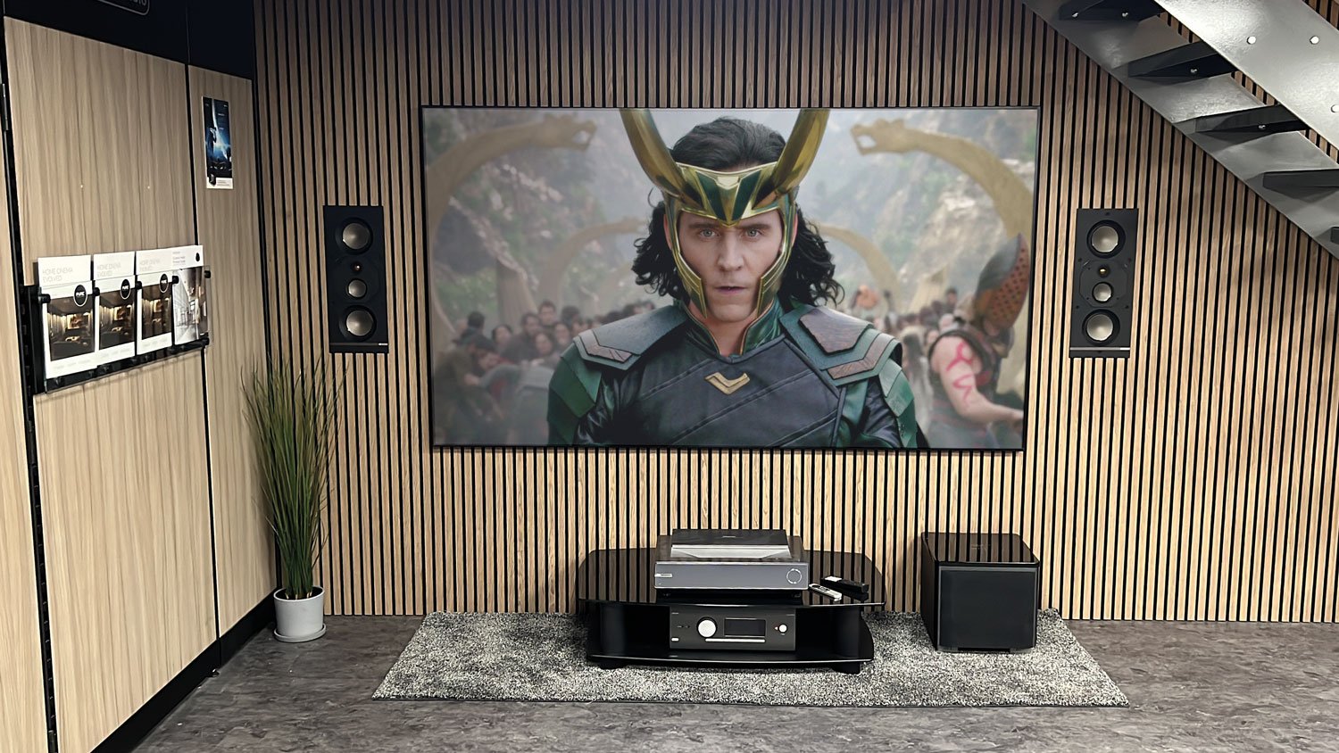 Dealer store image
