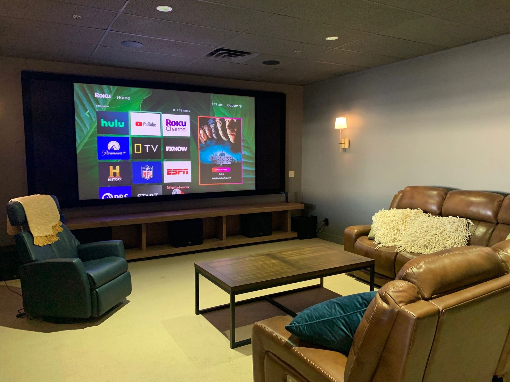 Dealer store image
