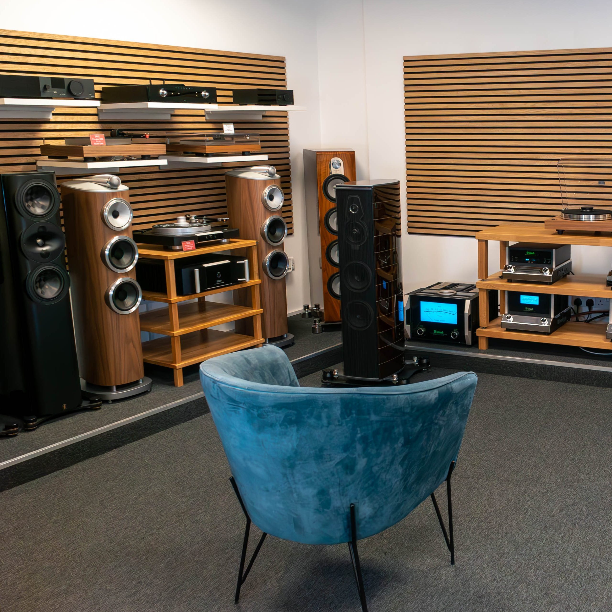Dealer store image