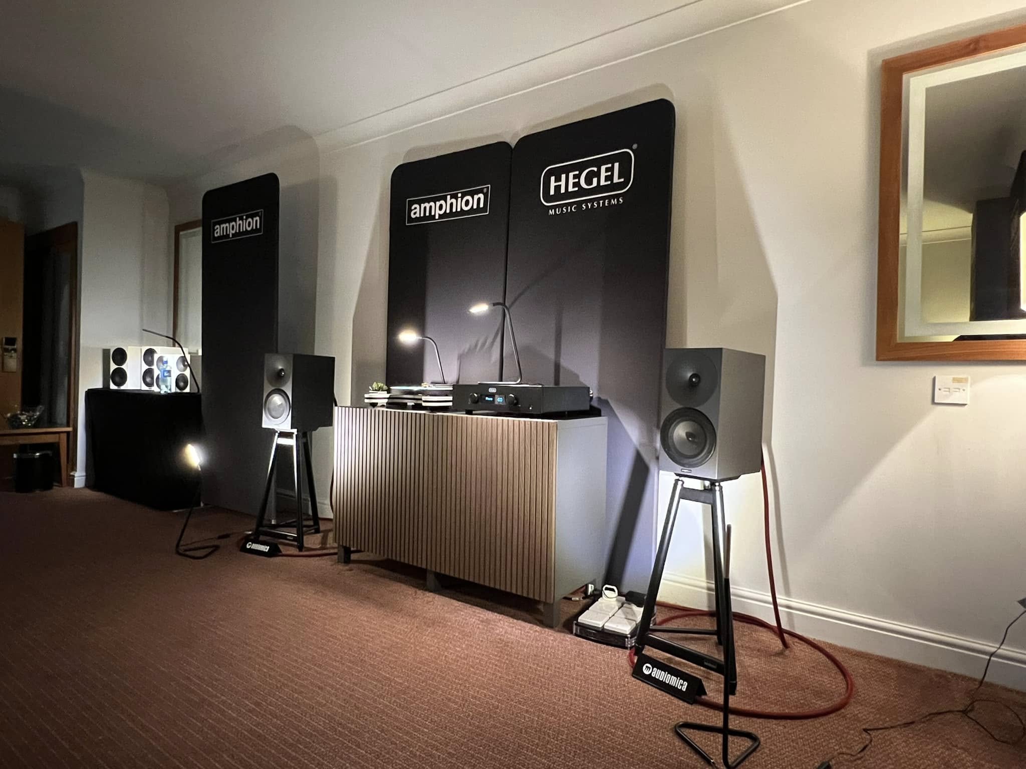 Dealer store image