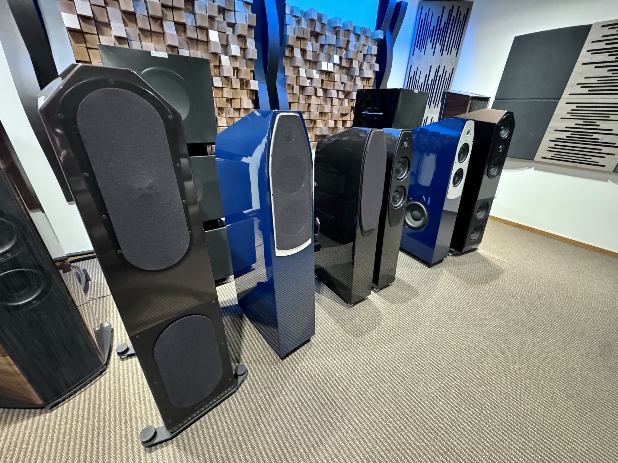 Dealer store image