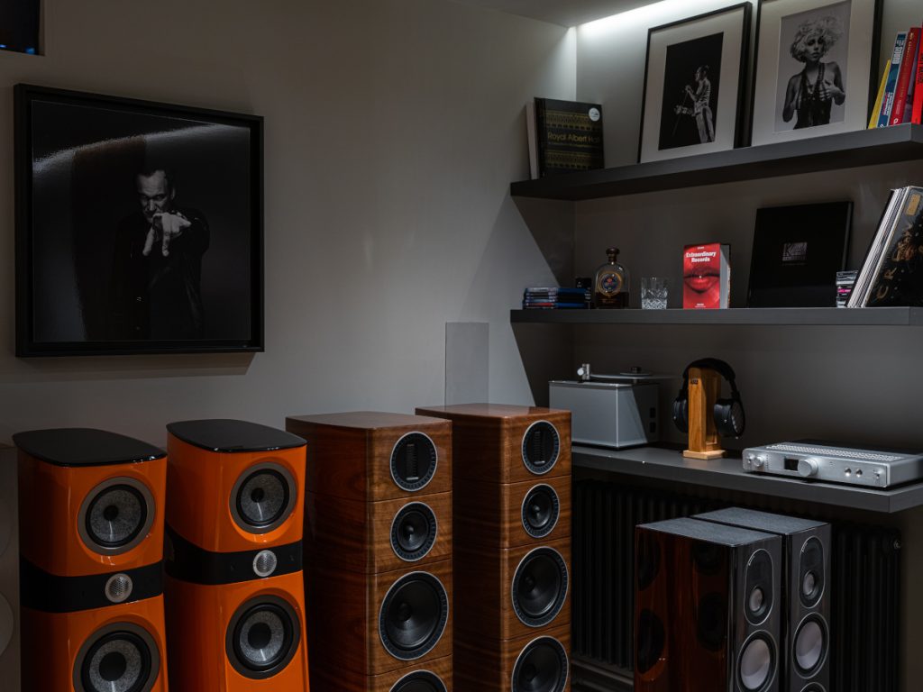 Dealer store image