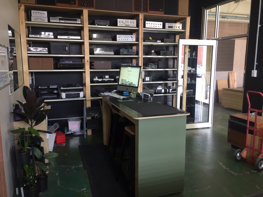 Dealer store image
