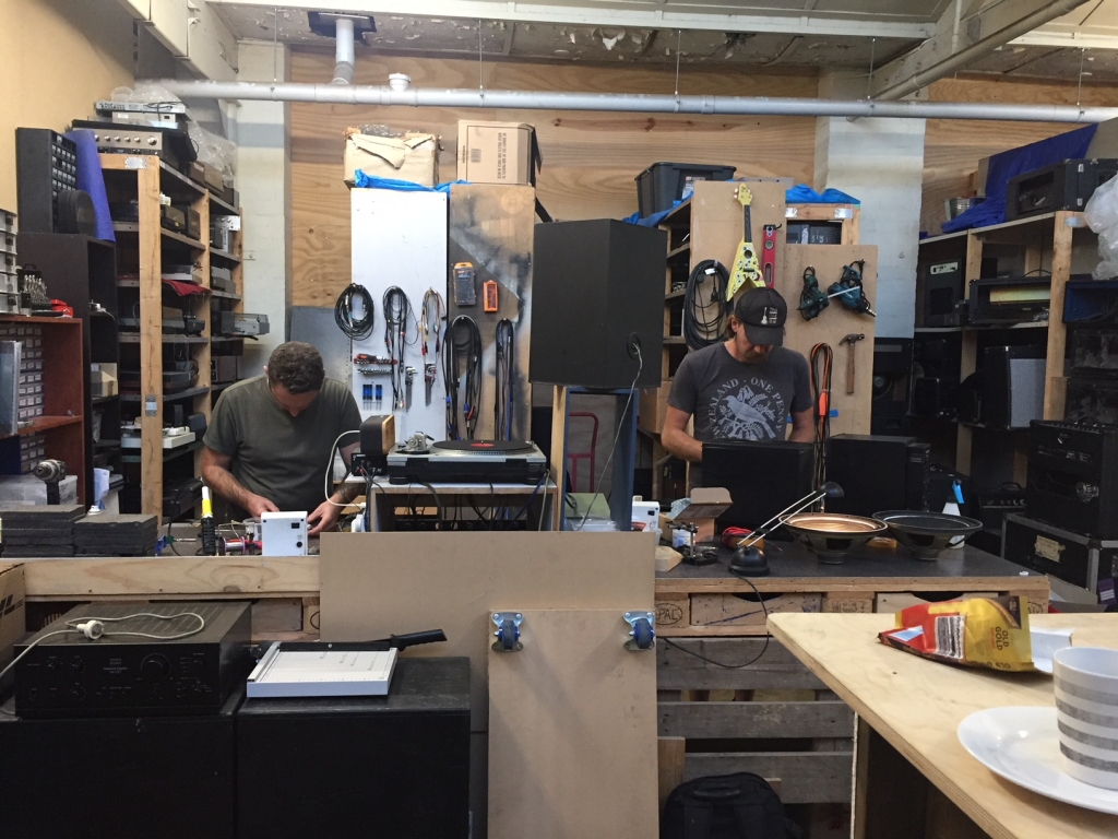 Dealer store image