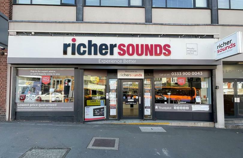 Dealer store image