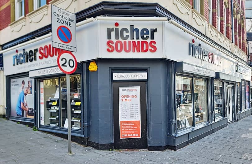 Dealer store image