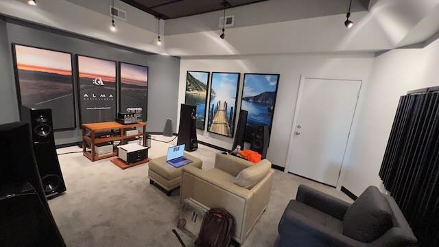 Dealer store image