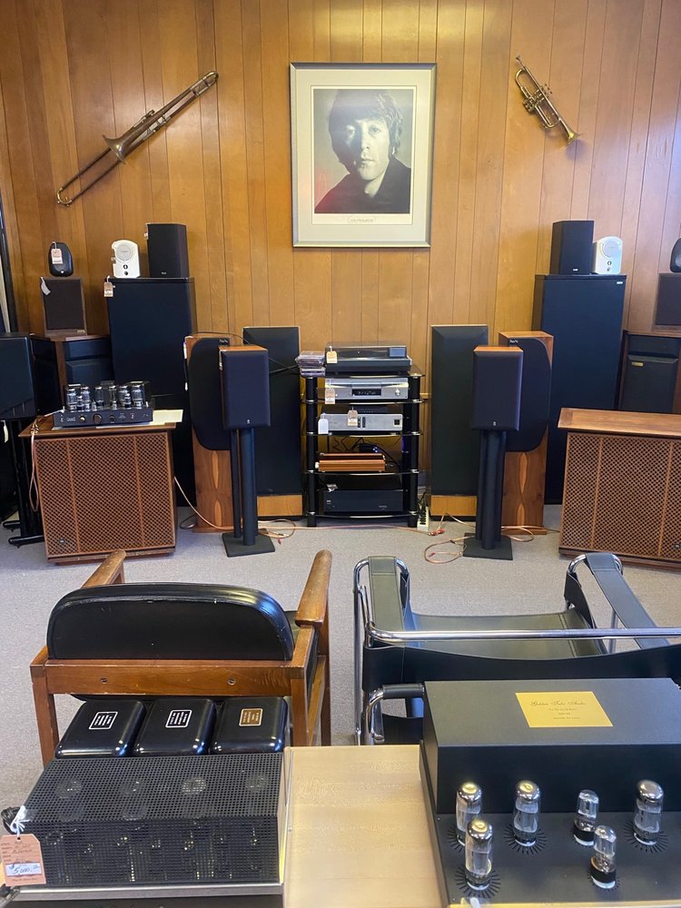 Dealer store image