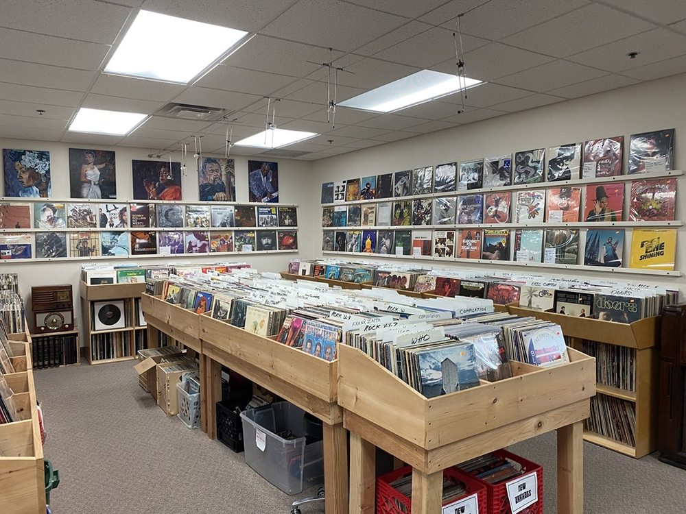 Dealer store image