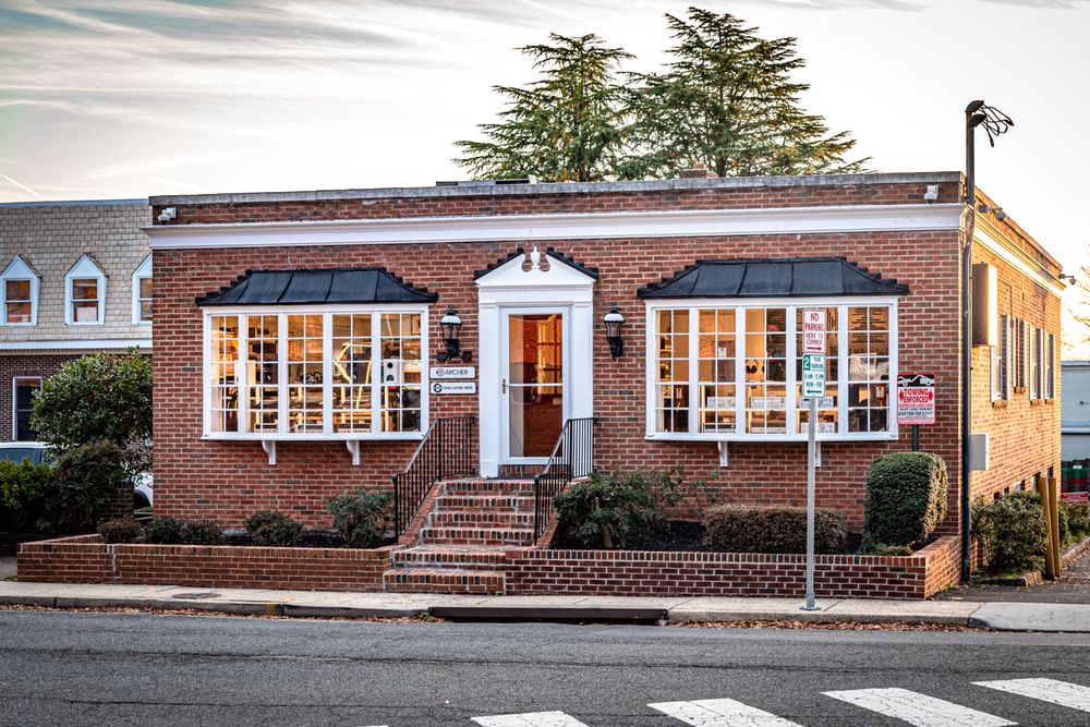Dealer store image
