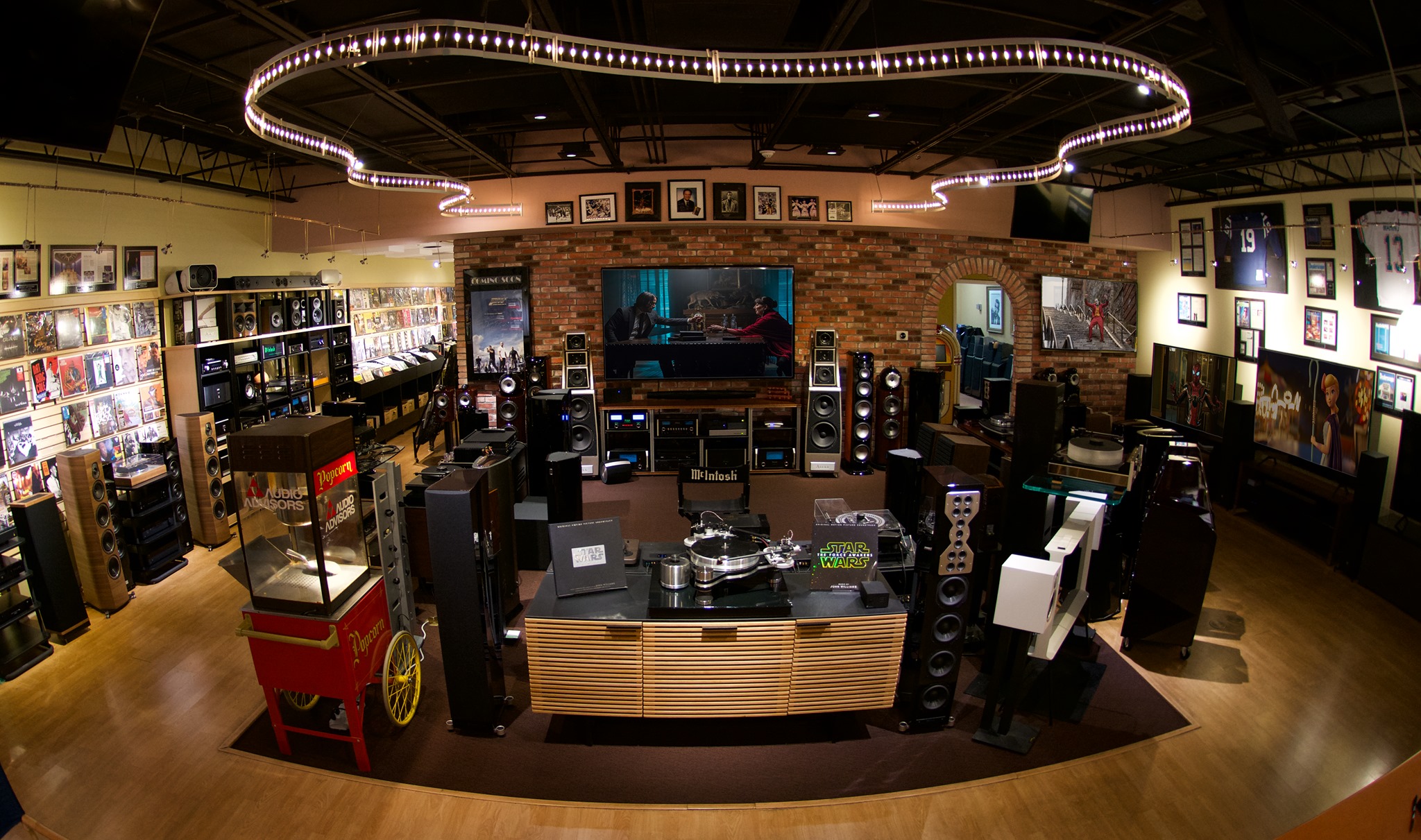 Dealer store image