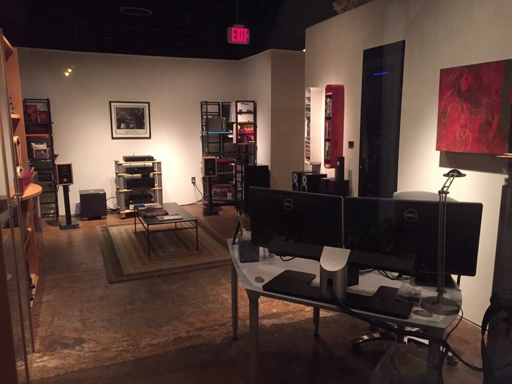 Dealer store image