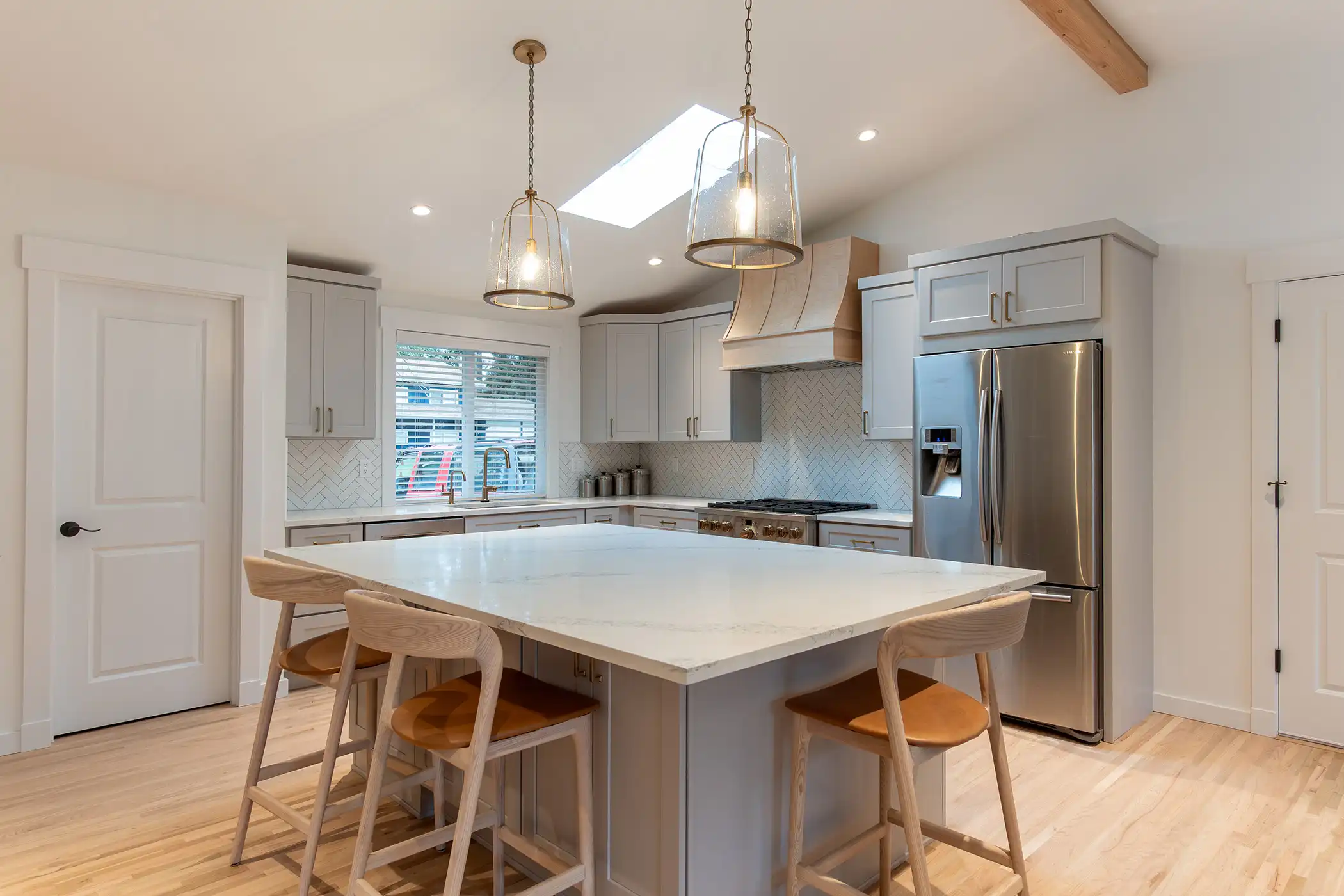 Image of the chef-style kitchen remodeled by Thornberg Construction.