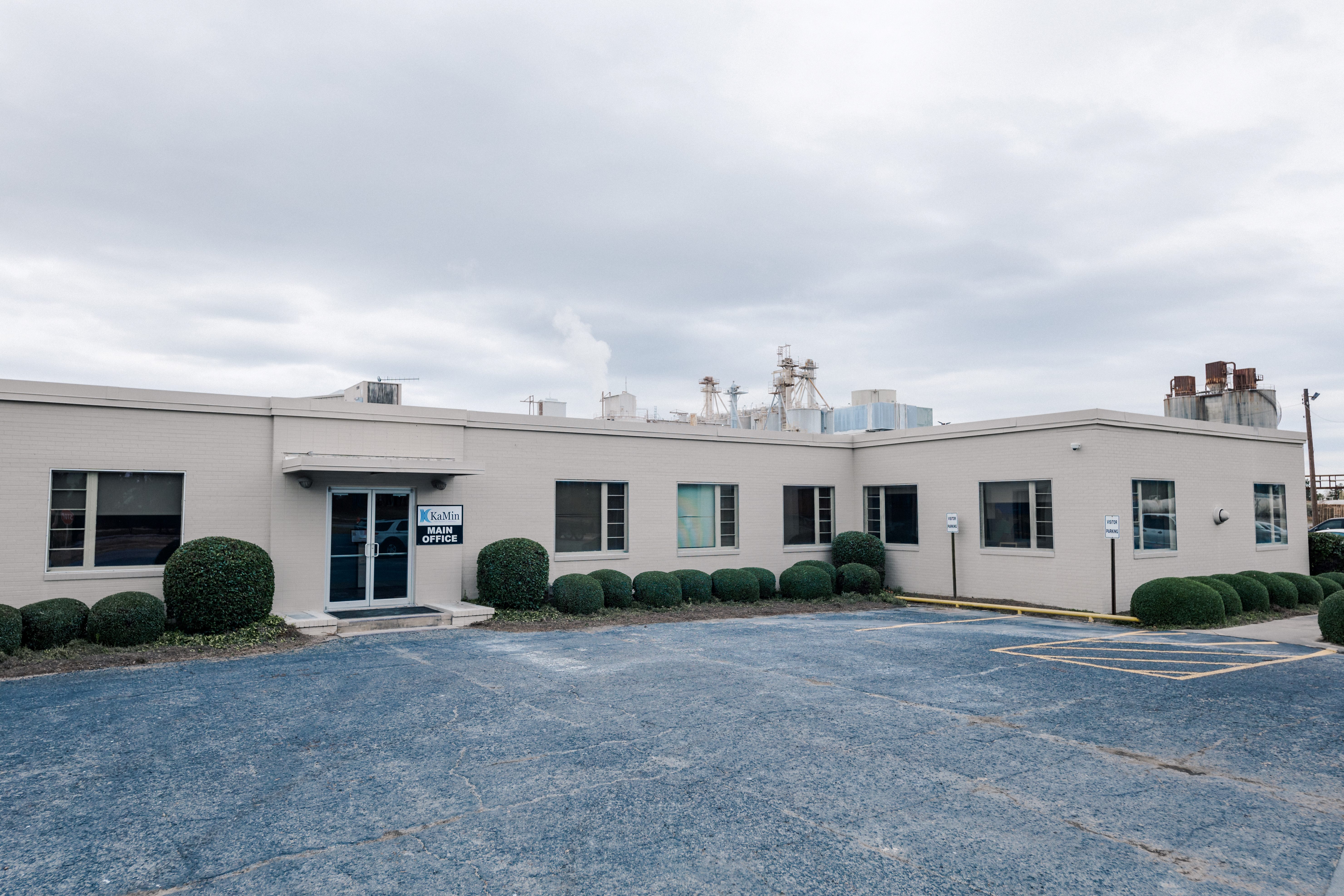 kamin wrens plant office exterior