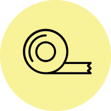 Roll Klebeband mit gelbem Hintergrund.