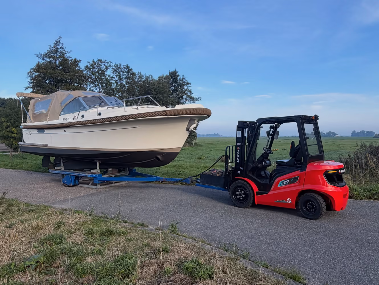Solid Lift heftruck Bmarine