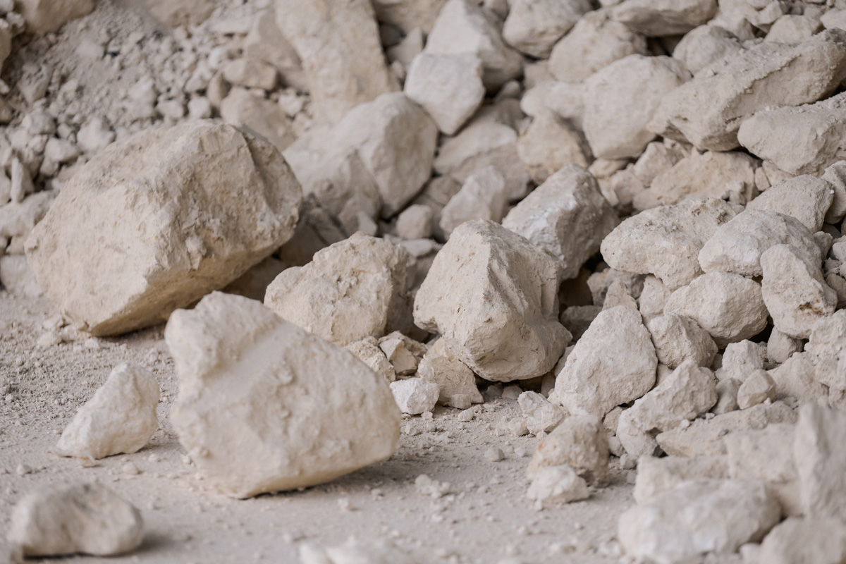 crude kaolin clay