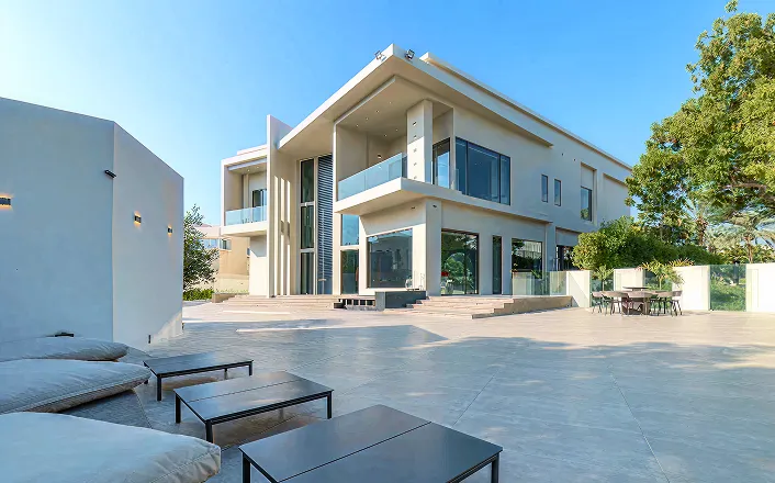 Modern villa renovation in the Emirates Hills with bespoke joinery