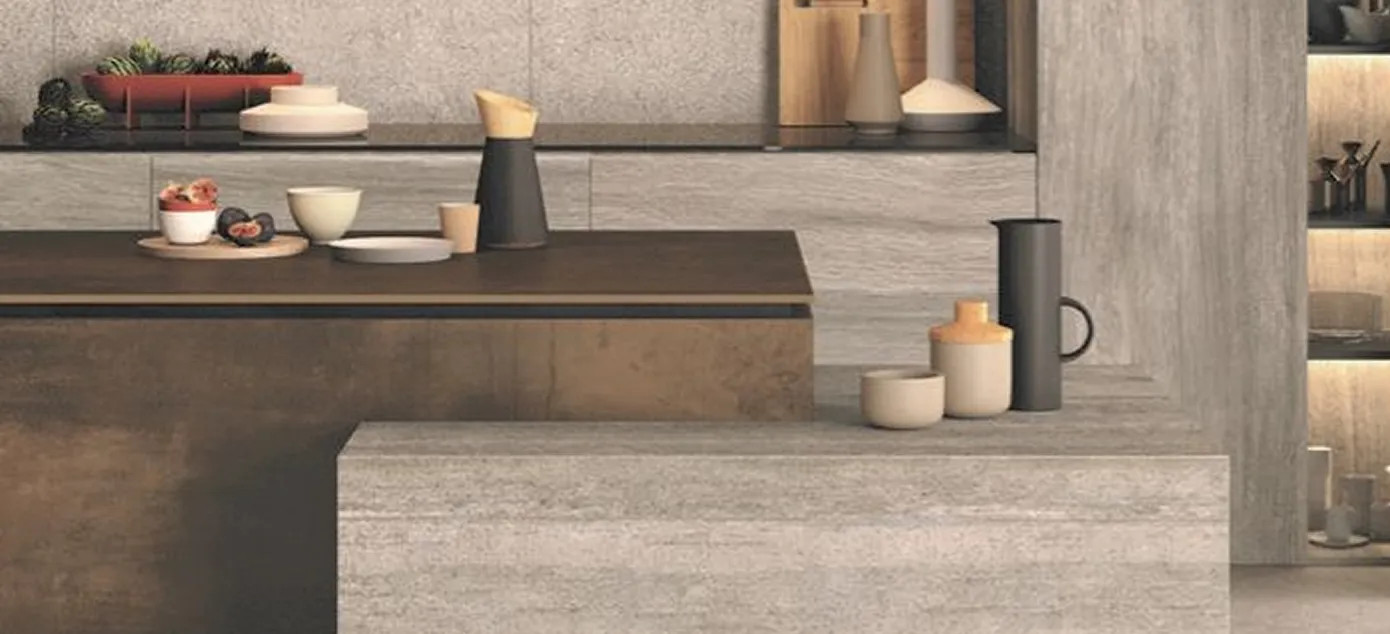 Modern kitchen design in Dubai featuring bespoke joinery by Rayfitout.