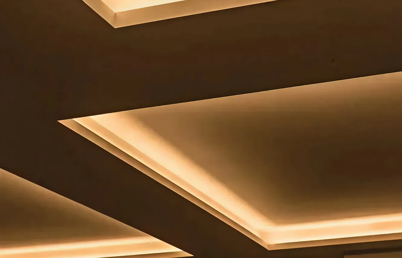 Luxury villa in Dubai featuring bespoke gypsum ceiling design.