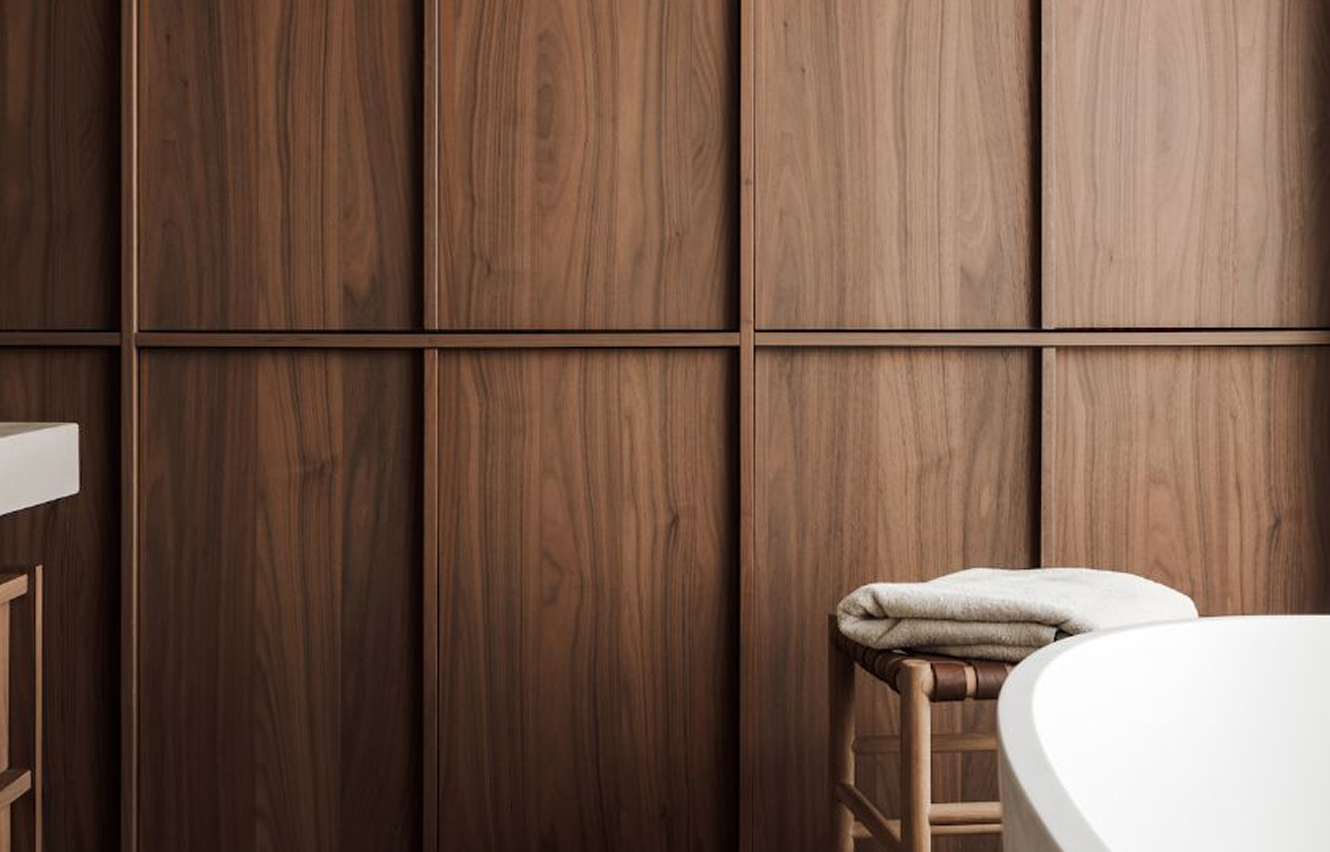 Modern majlis interior design featuring contemporary Arabic patterns in a luxury villa.