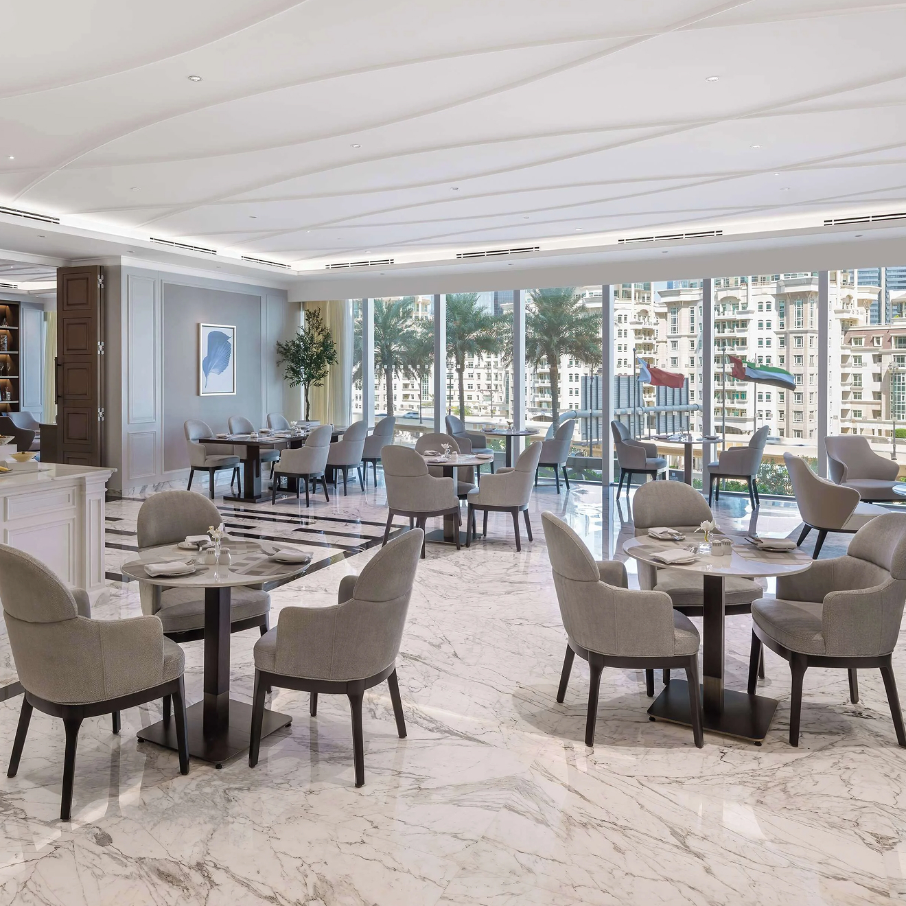 Custom-designed interior in a fully renovated villa in Dubai