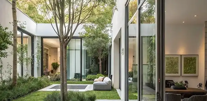 Courtyard-Based Layout