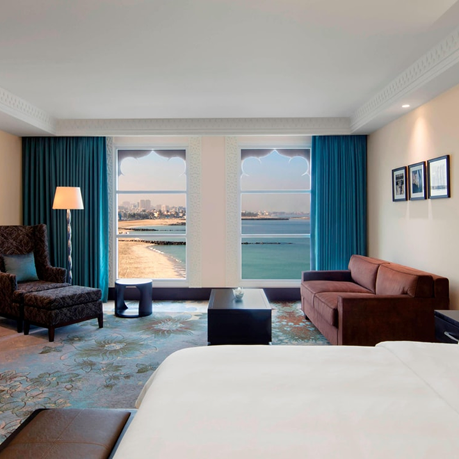 Luxury Hotel Architecture Design in Dubai’s Urban & Waterfront Districts