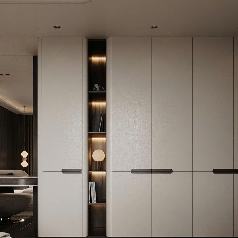 Decorative Woodwork & Architectural Features