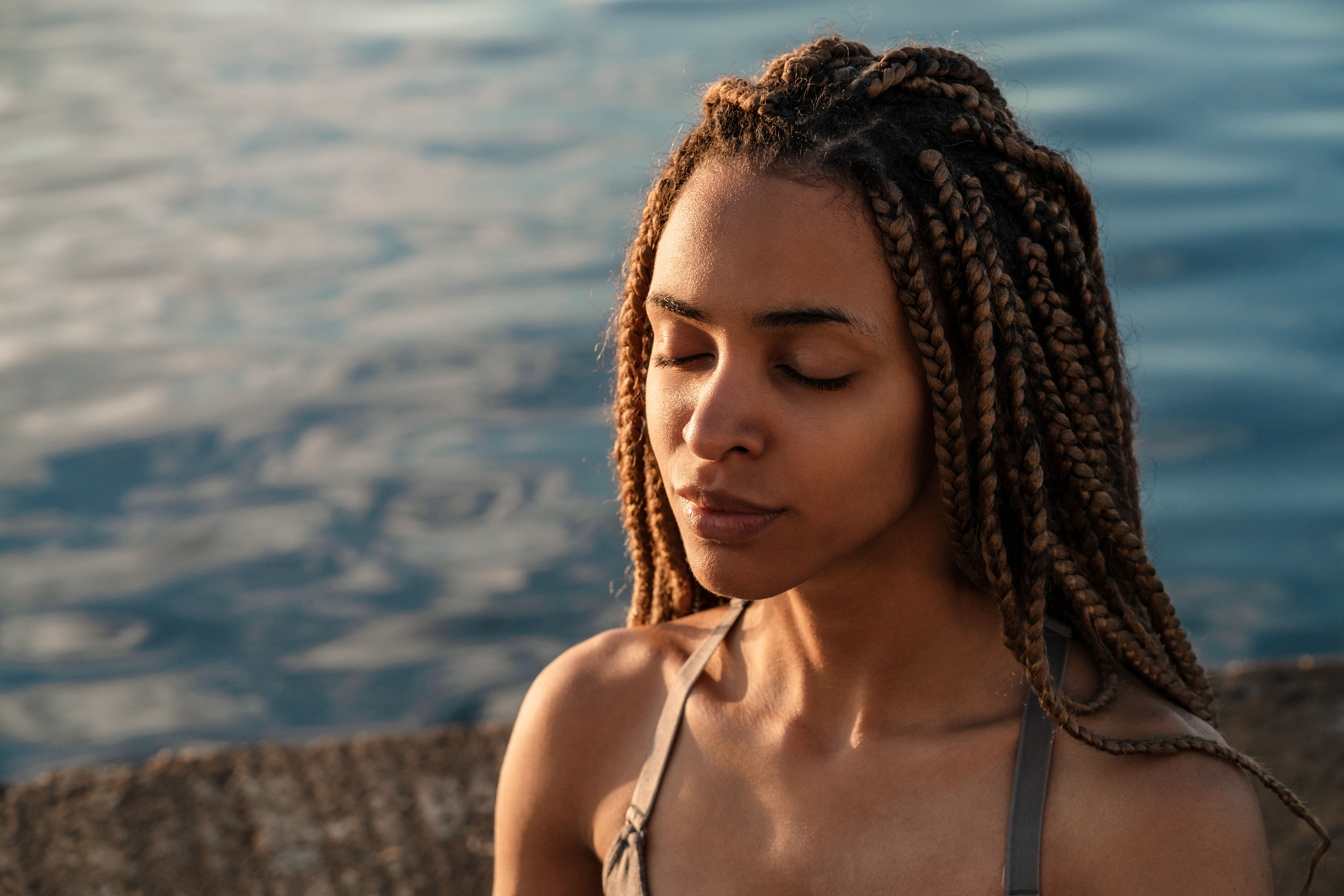 Yoga Flows to Cultivate Presence and Awareness