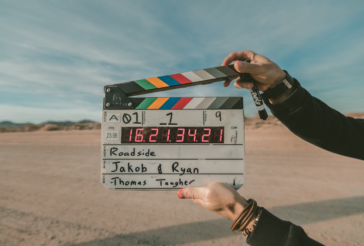 Plateau de tournage et équipe de production audiovisuelle