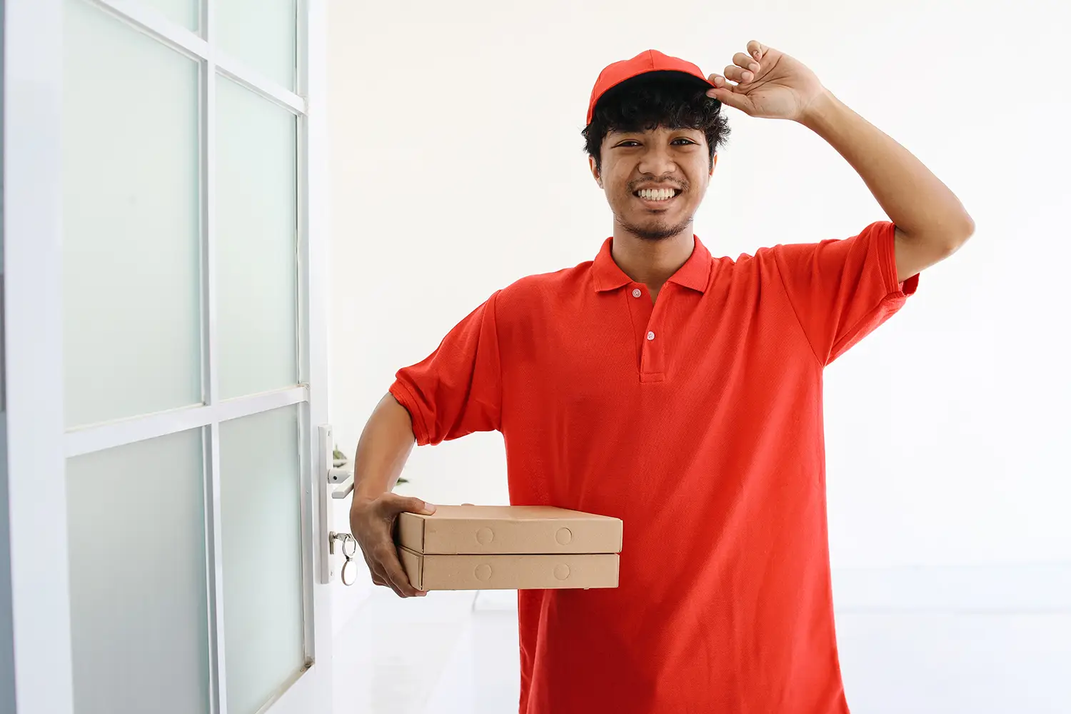 Recrutăm profesioniști din Asia pentru a sprijini industria HoReCa din România.