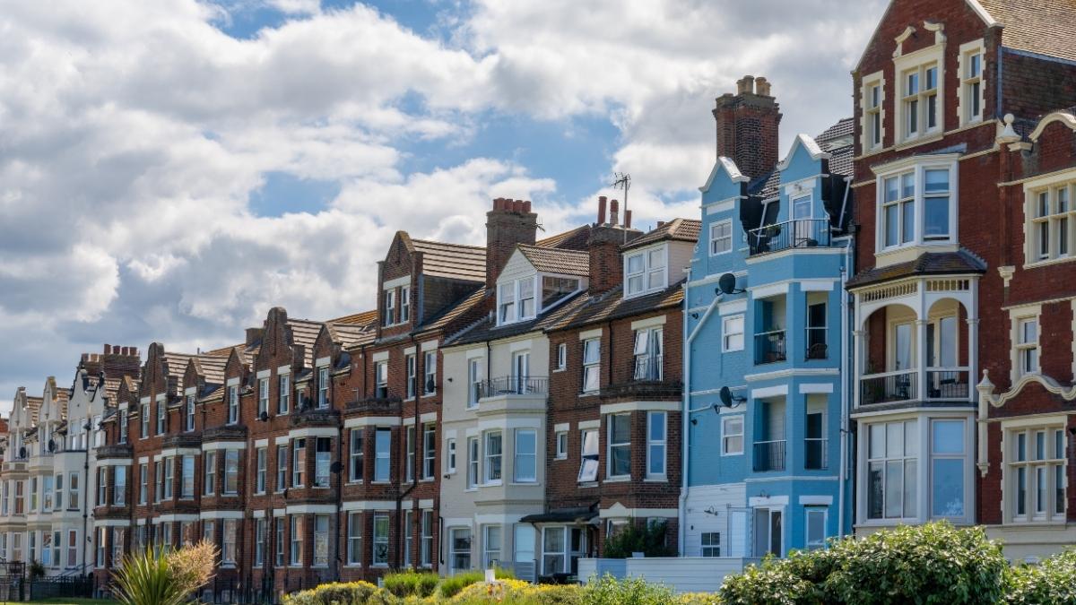 7 Key Takeaways from 1,150 Hosts and 1.6 Million Bookings