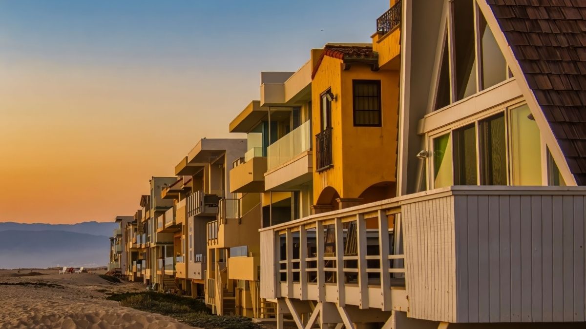 Guests Are Reverse-Searching Your Airbnb Photos to Book Direct: How to Be Ready