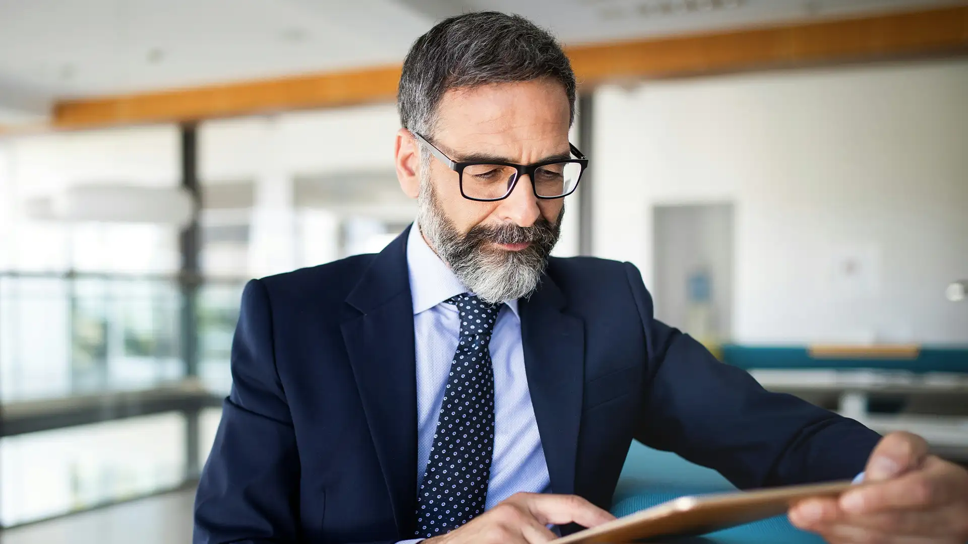 How to Start a Financial Business Service in UAE with Meydan Free Zone
