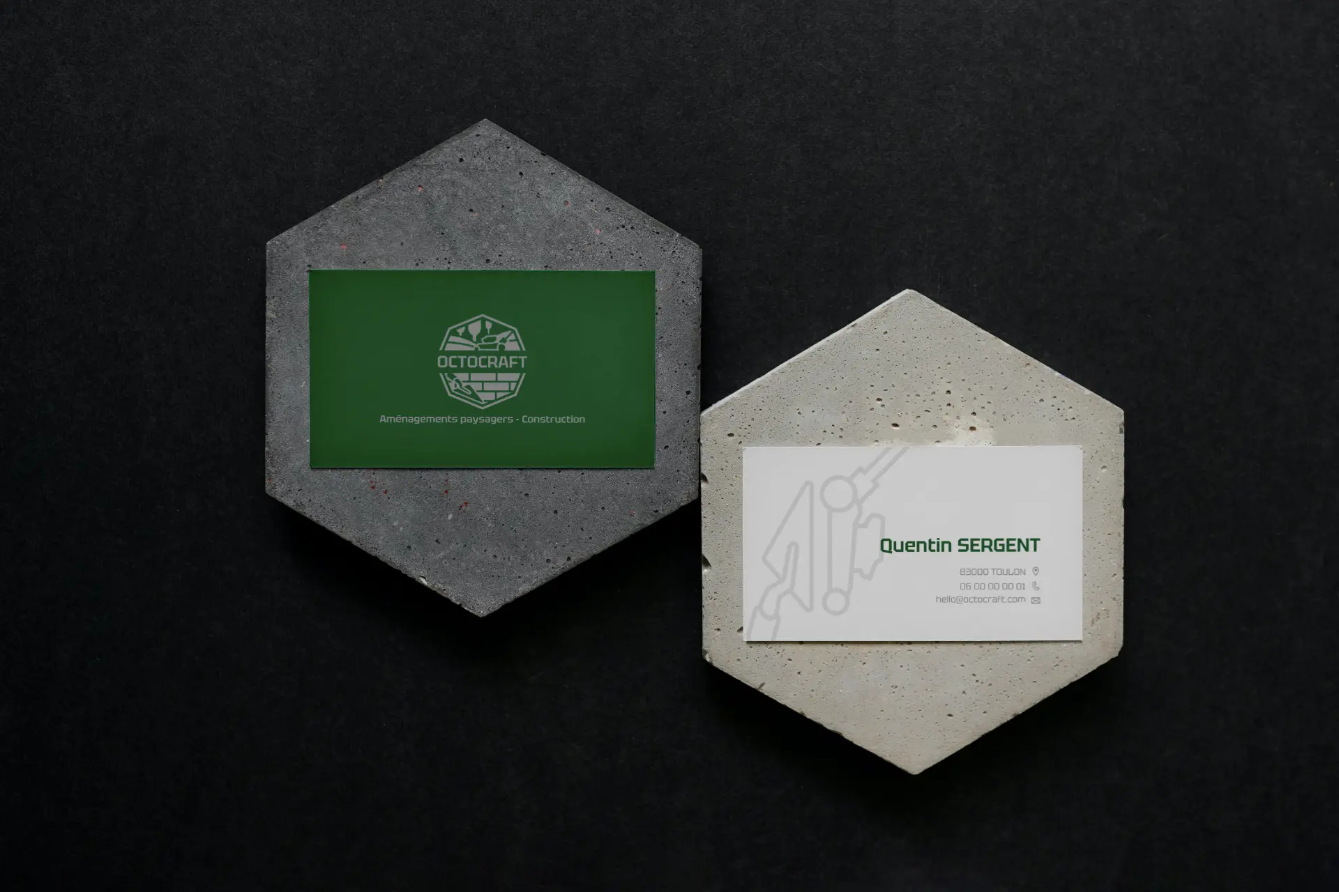 Les cartes de visites d'Octocraft, maçonnerie et jardinage à Toulon