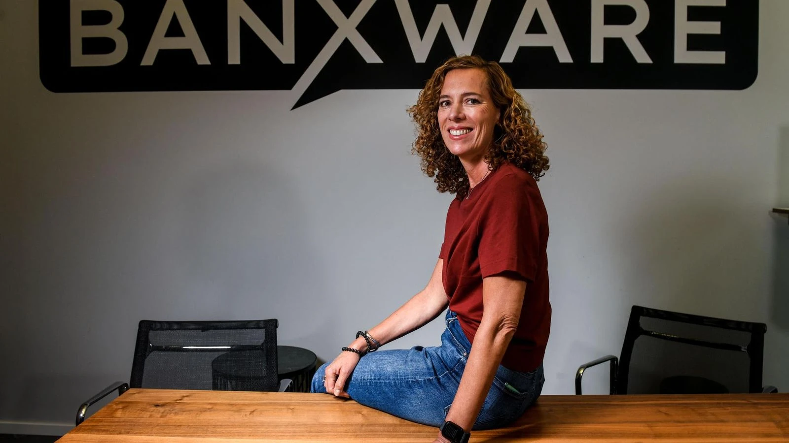 Gründerin Miriam Wohlfarth im Banxware Office