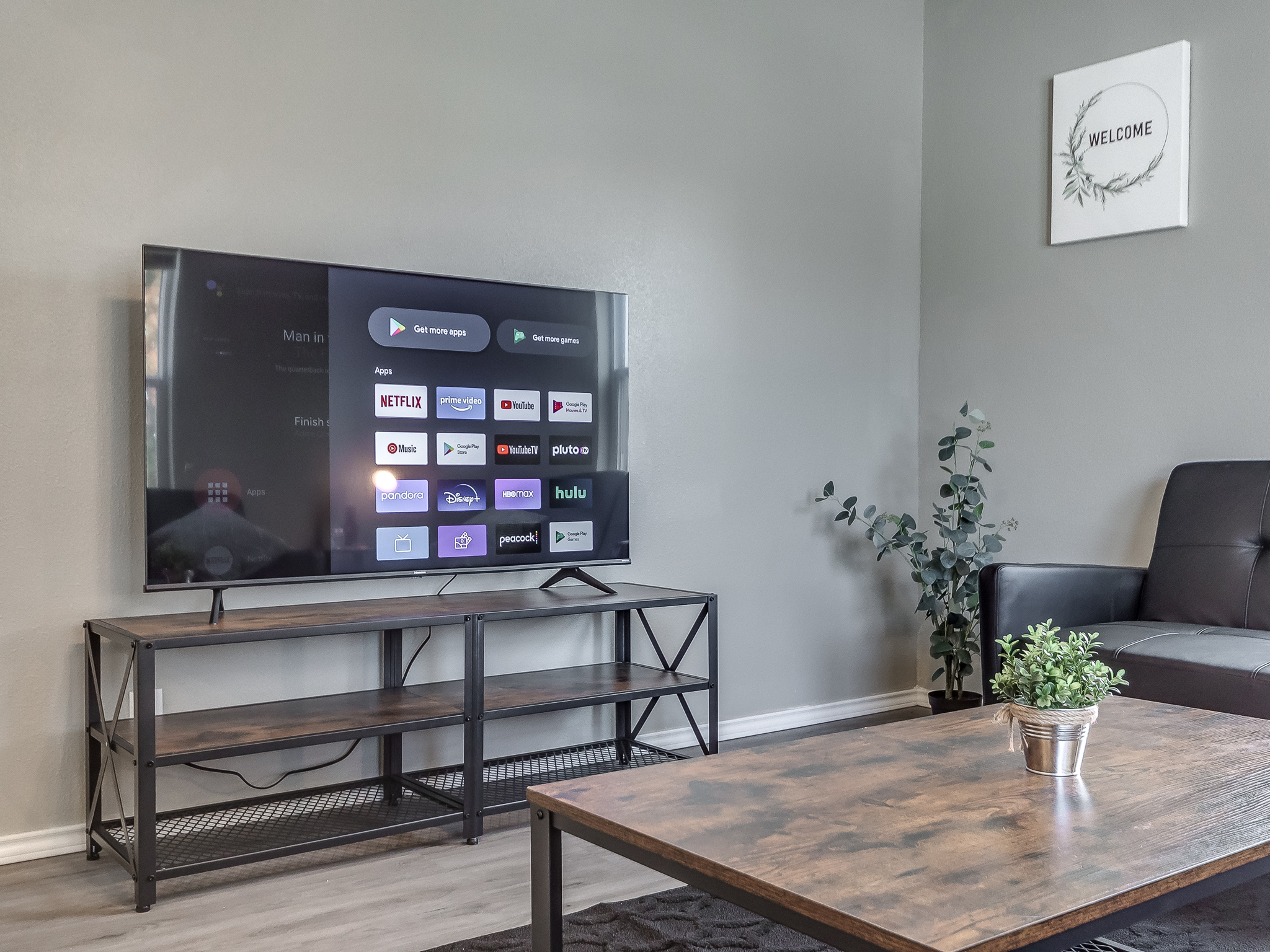 724 B Shawnee — apartment interior