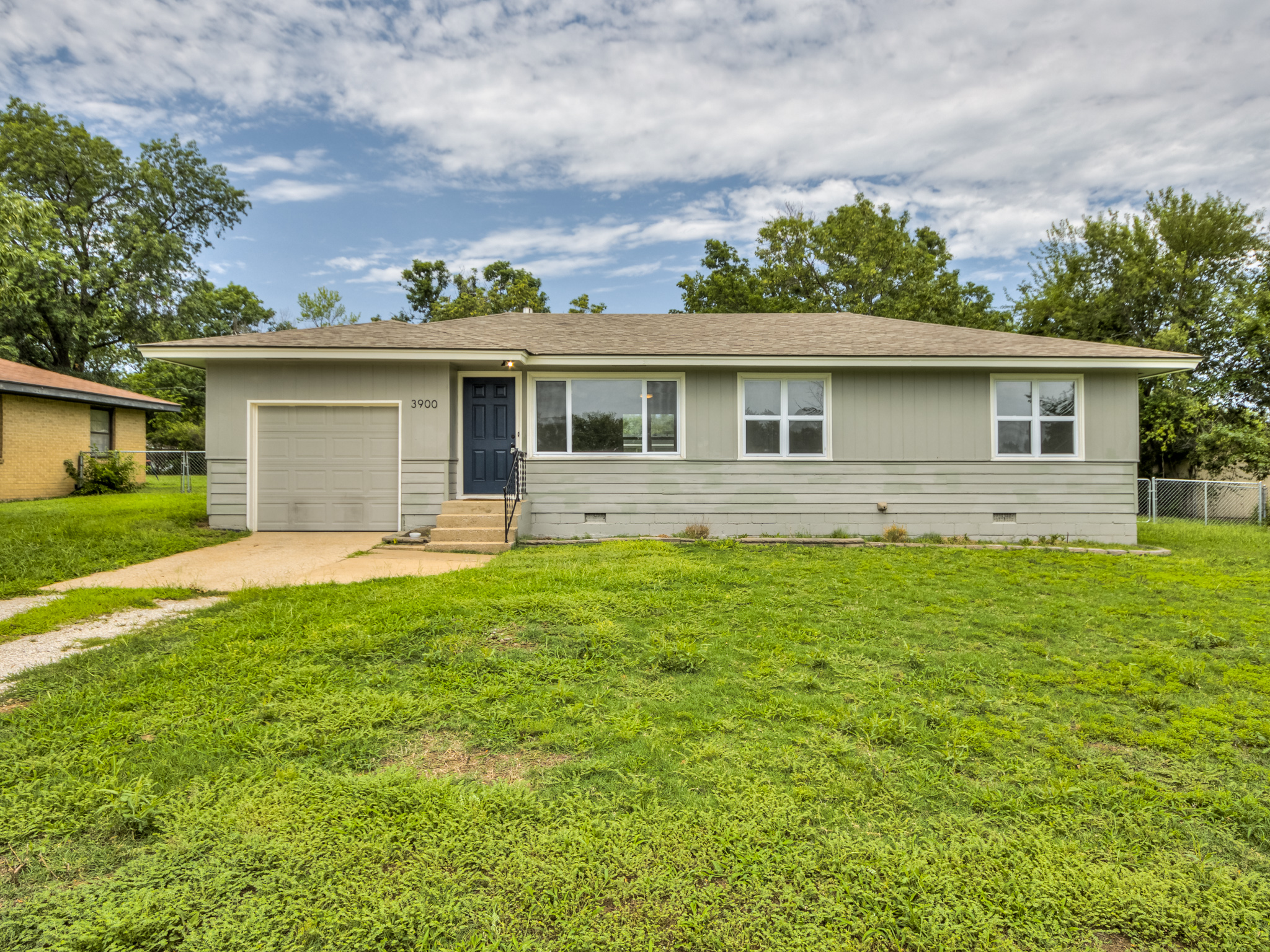 3900 Fairview