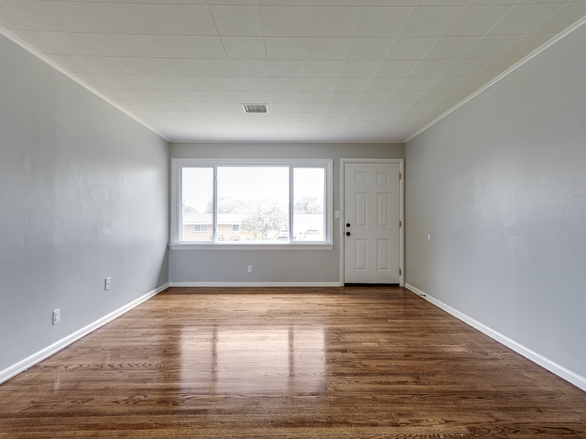 3900 Fairview