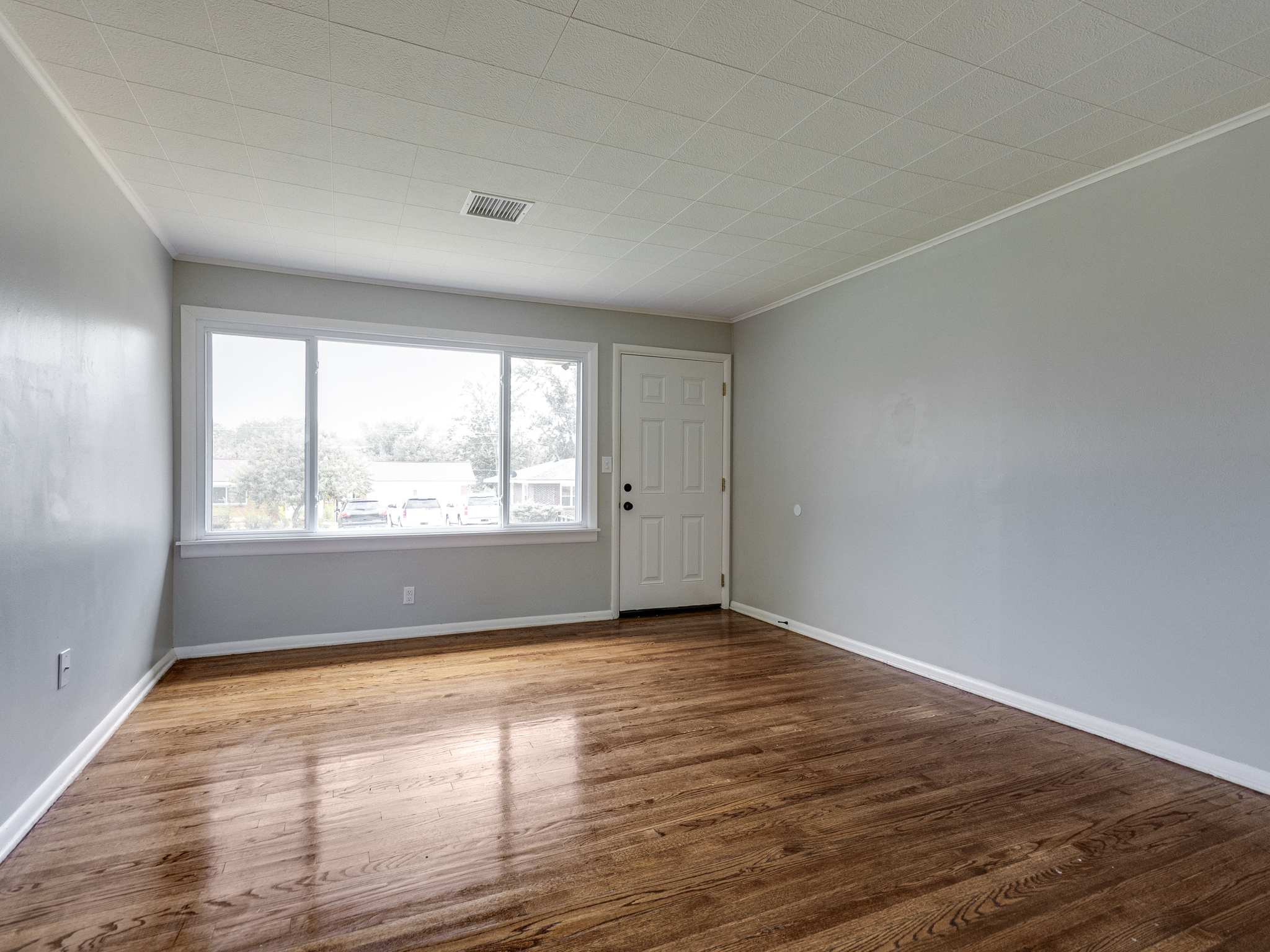 3900 Fairview