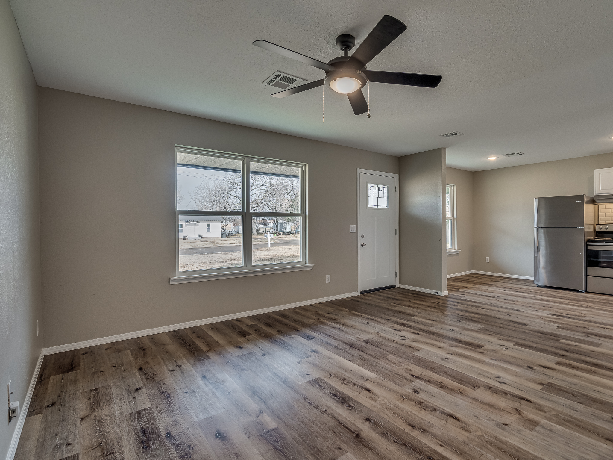 425 W 9th
