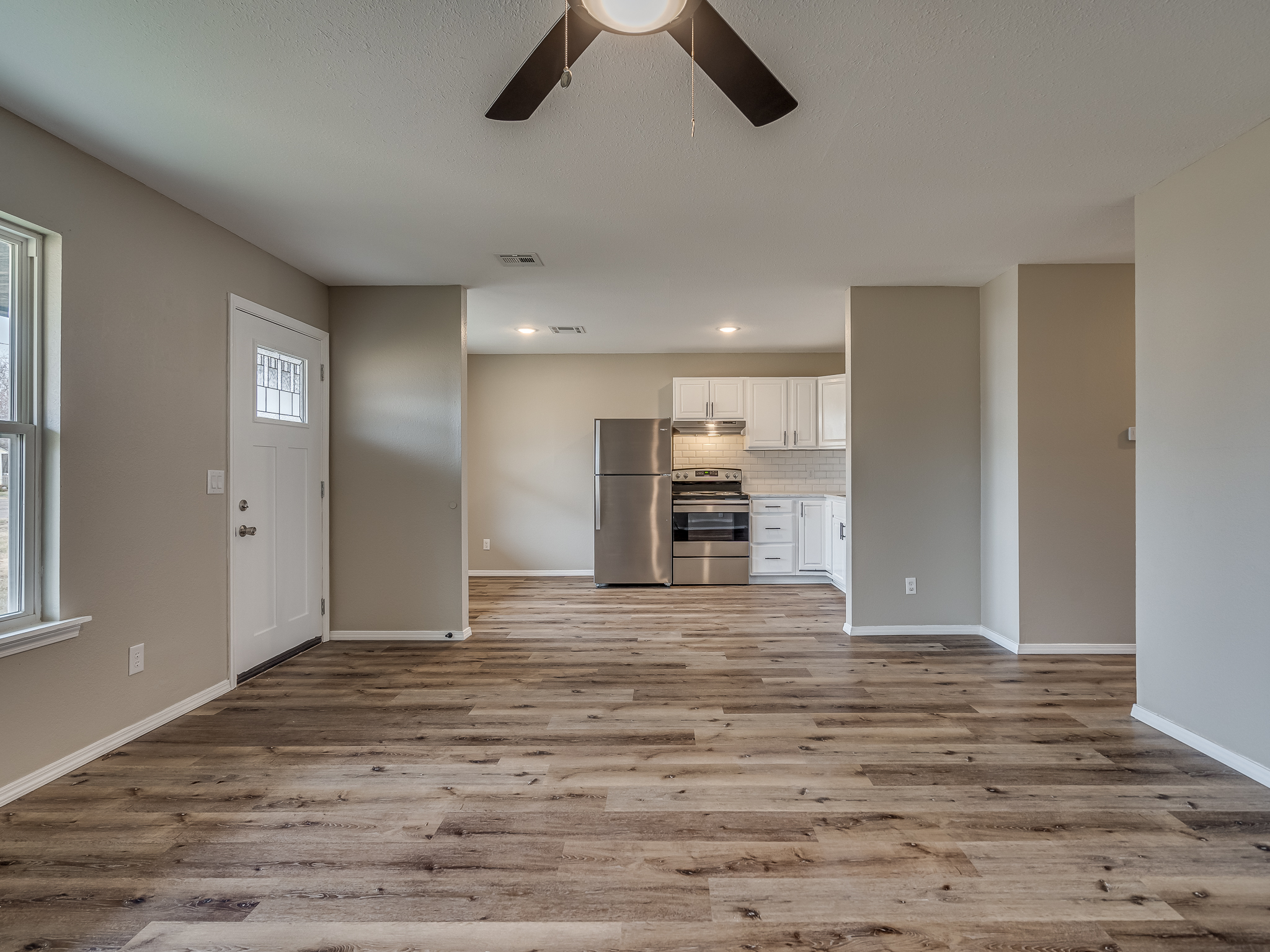 425 W 9th